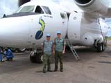 У самолёта Ан-74-200. Малакаль, Судан, 5.08.2006